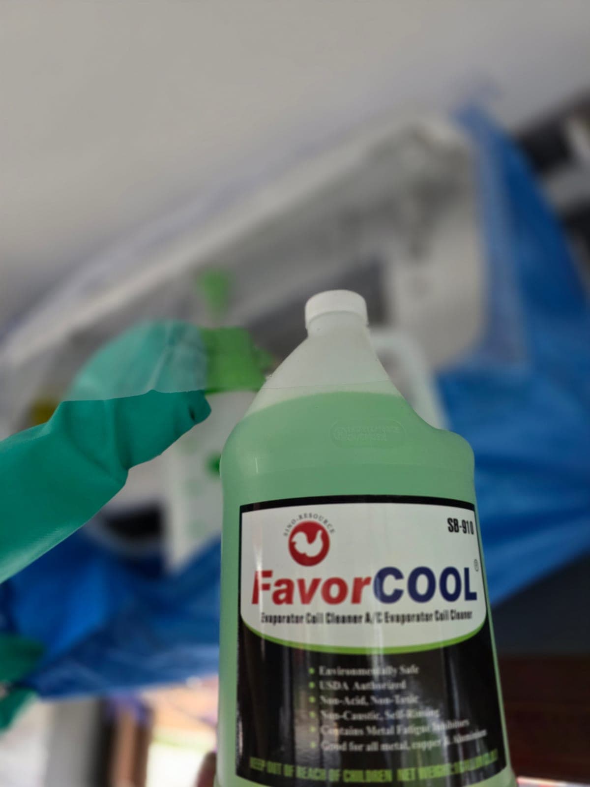 Aplicación de limpiador de serpentín evaporador